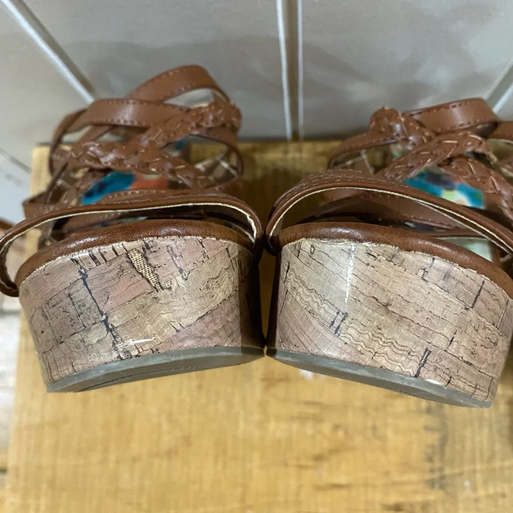 Steve Madden & Universal Thread Brown and Tan Wedges - Picture 4 of 4